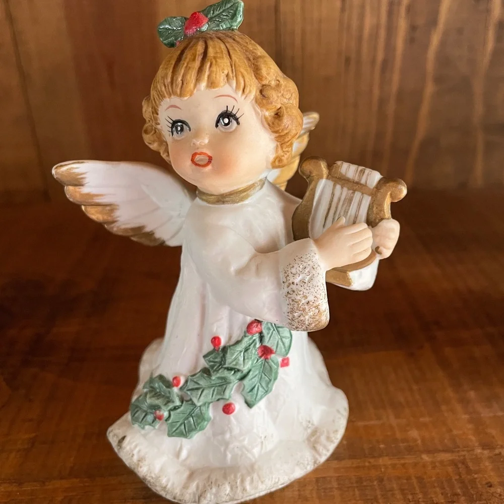Homco Vintage Lot of 3 Christmas Angels w/ InstrumentsCeramic #5252 Holly Berry